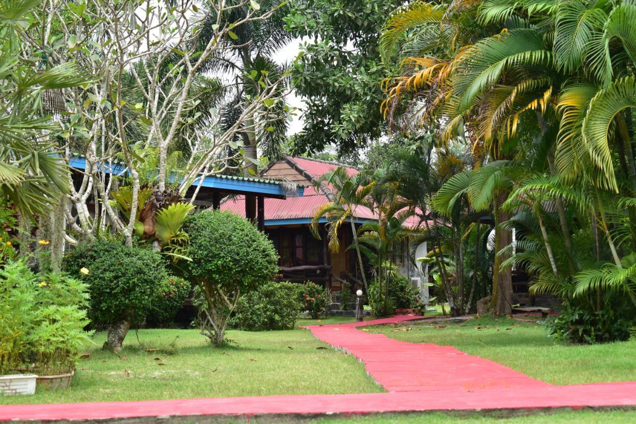 Markhouse Bungalow Ko Kut 外观 照片