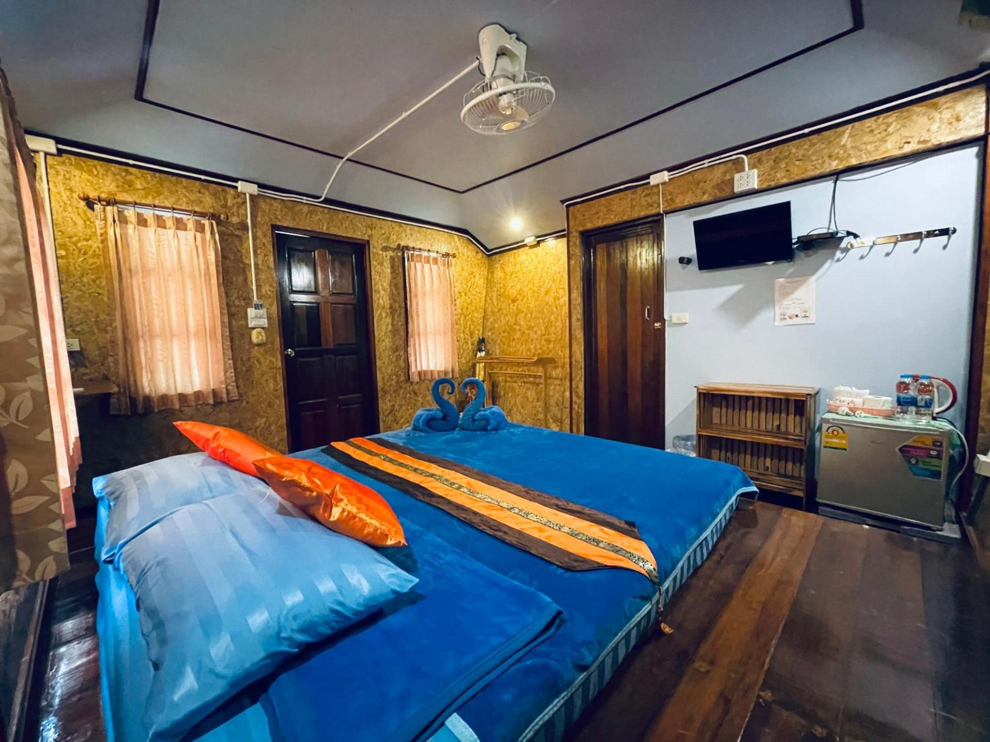 Markhouse Bungalow Ko Kut 外观 照片