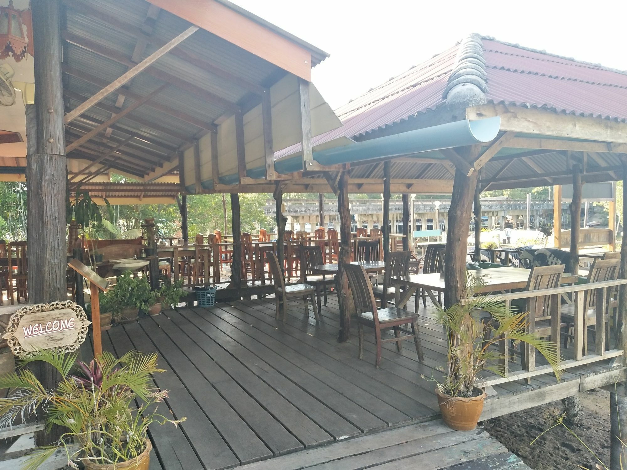Markhouse Bungalow Ko Kut 外观 照片